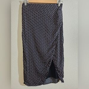 Abercrombie & Fitch Skirt XS Black Patterned Front Open Slit